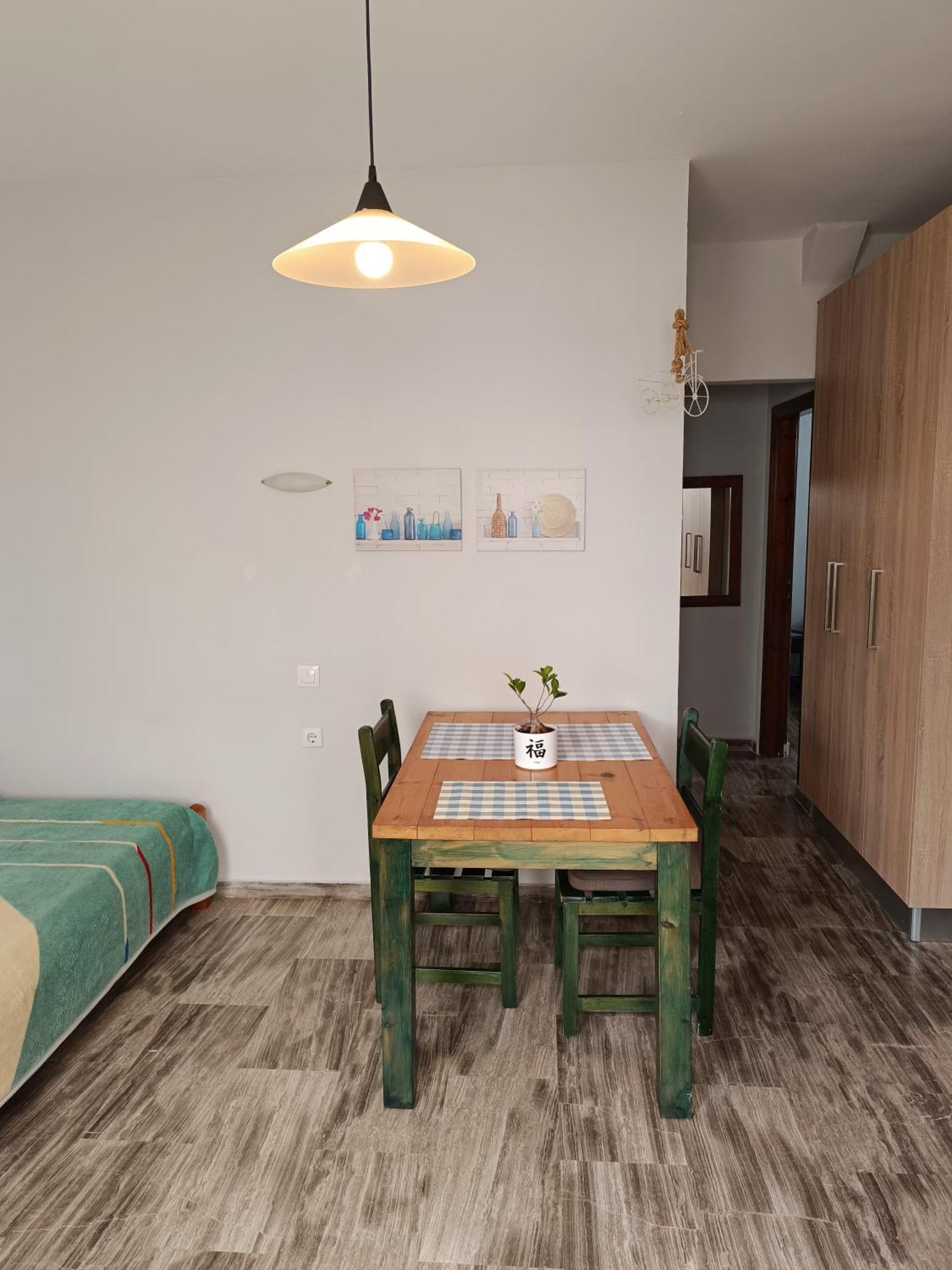 Miramare Apartments ปลาเตเนียส ภายนอก รูปภาพ