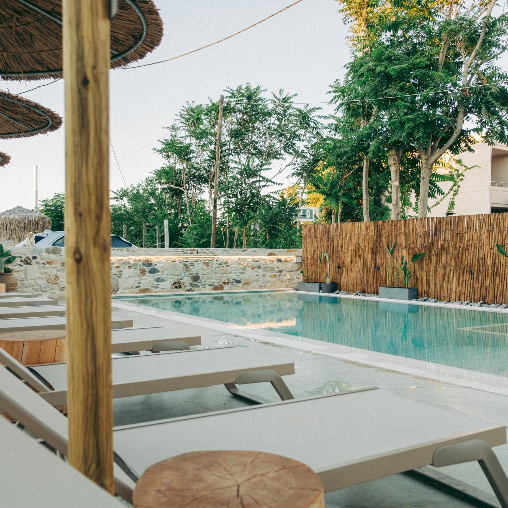 Miramare Apartments ปลาเตเนียส ภายนอก รูปภาพ