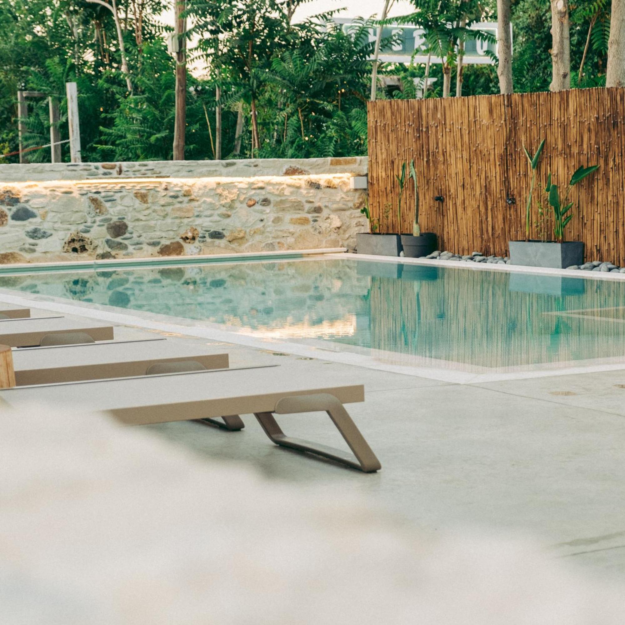 Miramare Apartments ปลาเตเนียส ภายนอก รูปภาพ